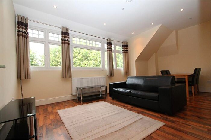 1 Bedroom Apartment To Rent In Princes Avenue, Muswell Hill, N10
