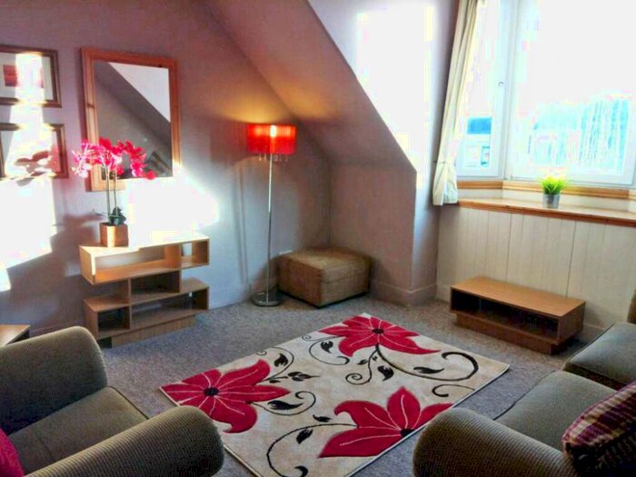 1 Bedroom Flat To Rent In Esslemont Avenue, Aberdeen, AB25