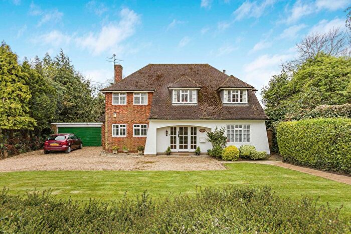 4 Bedroom Detached House For Sale In Northaw Road West, Northaw, Potters Bar, EN6