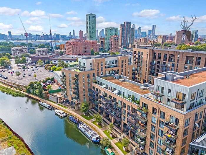 2 Bedroom Flat To Rent In Nicholson Square, London, E3