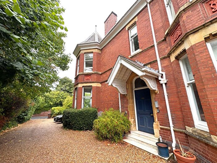 2 Bedroom Flat To Rent In Spicer Road, Exeter, EX1