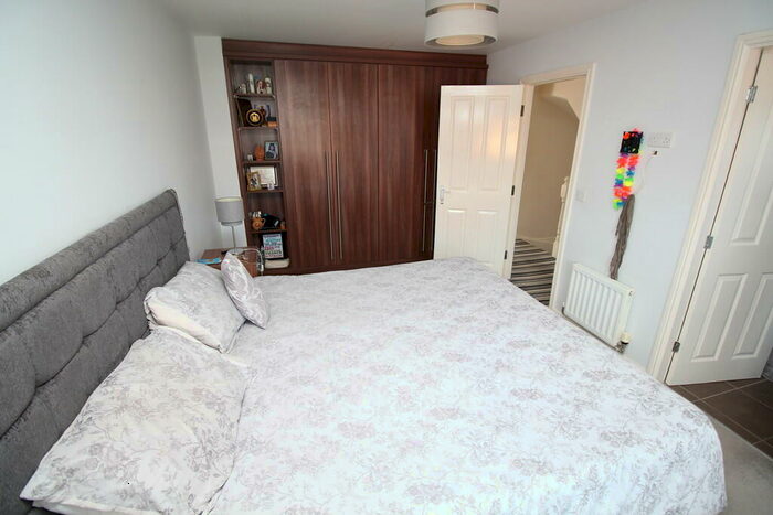 4 Bedroom Town House To Rent In Wath-upon-dearne, Rotherham, S63