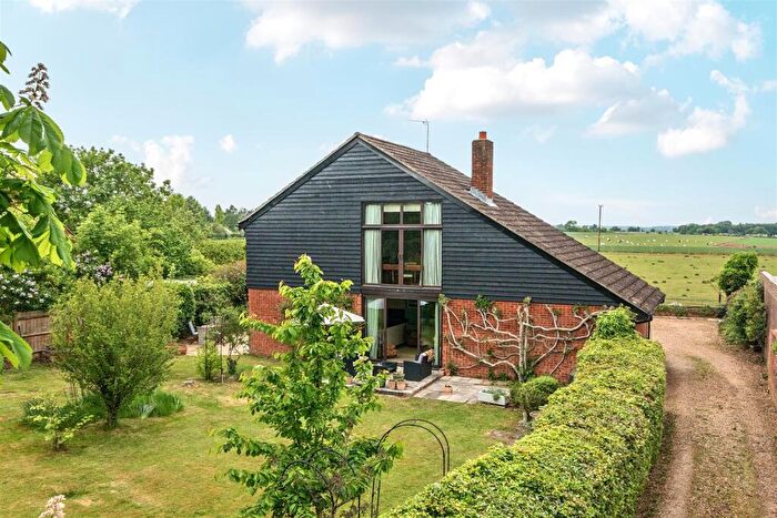 6 Bedroom Detached House For Sale In Cockpole Green, Wargrave, Reading, Berkshire, RG10