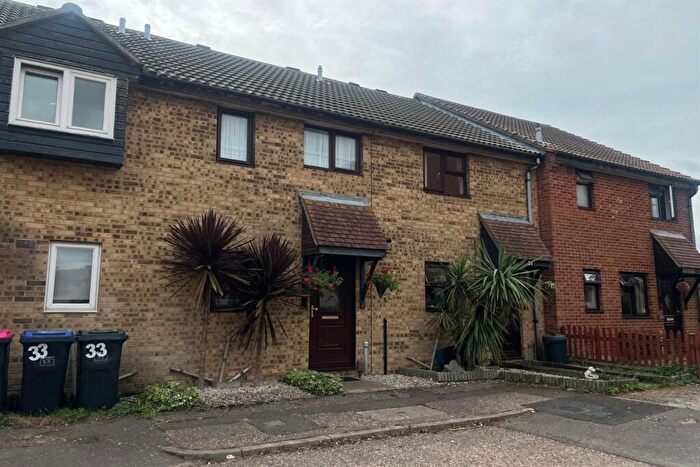2 Bedroom Terraced House For Sale In Herongate, Shoeburyness, SS3