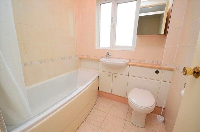 1 Bedroom House To Rent In The Leys, St Albans, AL4