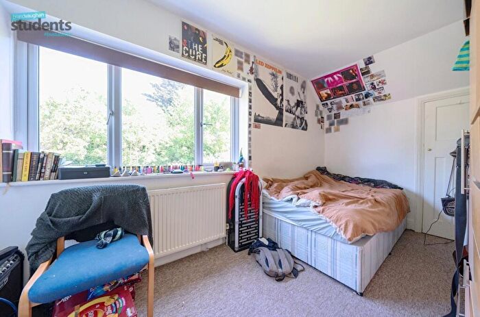 1 Bedroom Detached House To Rent In Bevendean Crescent, Brighton, East Sussex, BN2