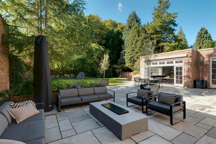 7 Bedroom Detached House To Rent In Ingram Avenue, Kenwood, NW11