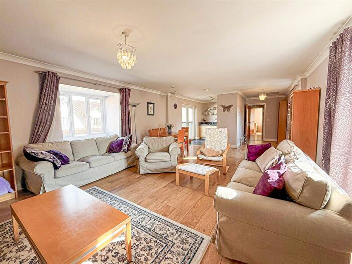 3 Bedroom Flat For Sale In Sidestrand, Wherry Road, Norwich, NR1