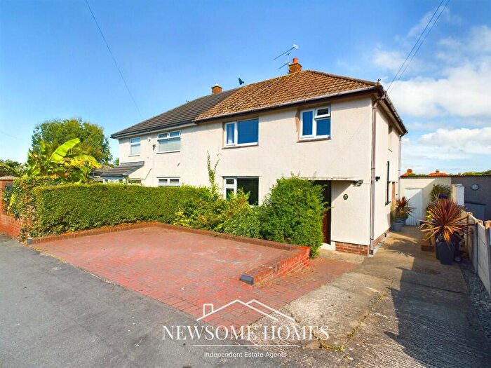 4 Bedroom Semi-Detached House For Sale In Fulbrooke, Greenfield, CH8