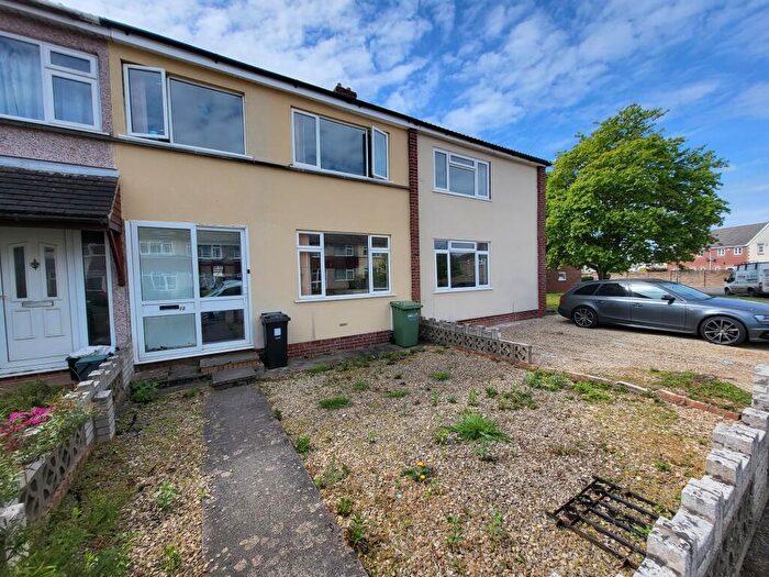 3 Bedroom Terraced House To Rent In Brookthorpe, Yate, Bristol, BS37