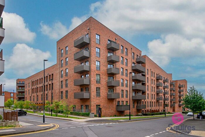 2 Bedroom Flat For Sale In India Way, London, NW7
