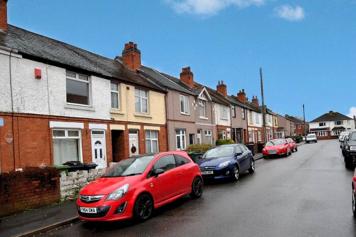3 Bedroom Terraced House To Rent In Clifton Road, Stockingford, Nuneaton, CV10
