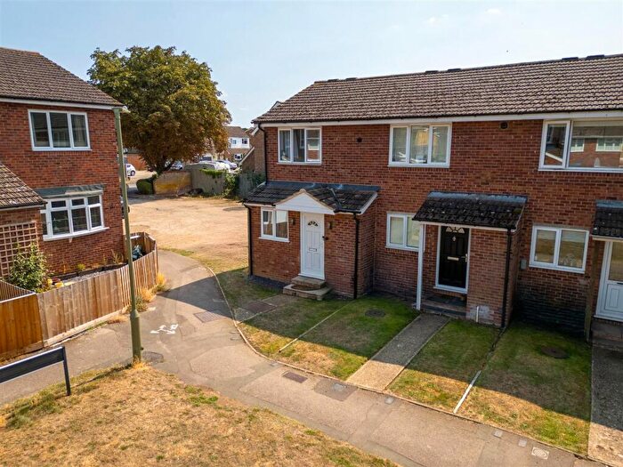 2 Bedroom House For Sale In Ormond Road, Thame, OX9