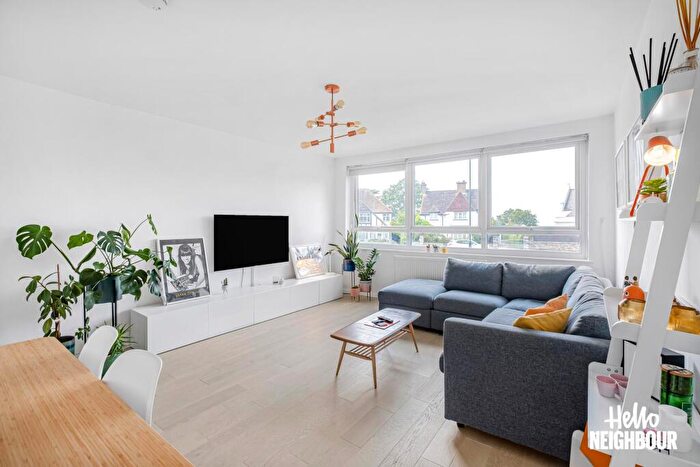 2 Bedroom Apartment To Rent In South Norwood Hill, London, SE25