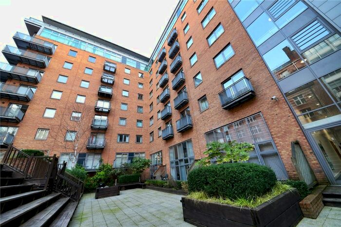2 Bedroom Flat To Rent In Whitworth Street West, Manchester, Greater Manchester, M1
