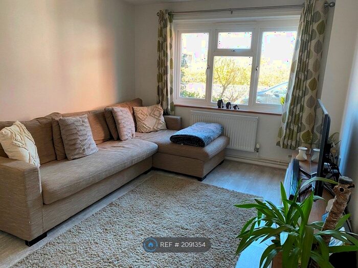 1 Bedroom Flat To Rent In Alice Smith Square, Littlemore, Oxford, OX4