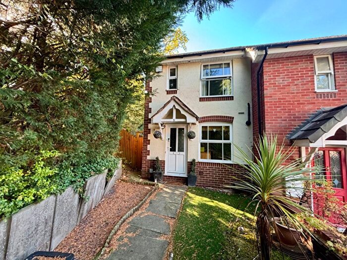 2 Bedroom End Terrace House To Rent In Langford Croft, Solihull, West Midlands, B91