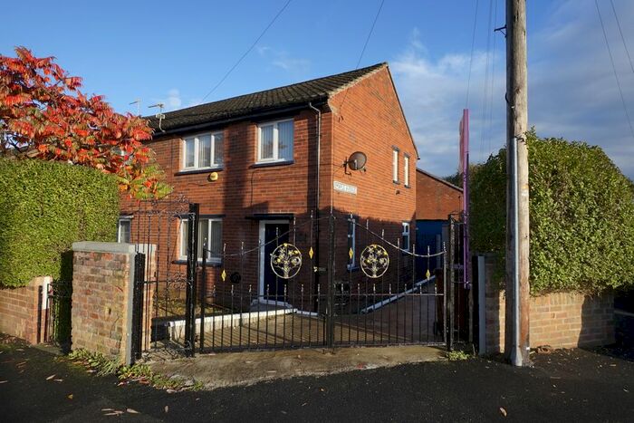 3 Bedroom Semi-Detached House To Rent In Pinewood Avenue, Ince, Wigan, WN2