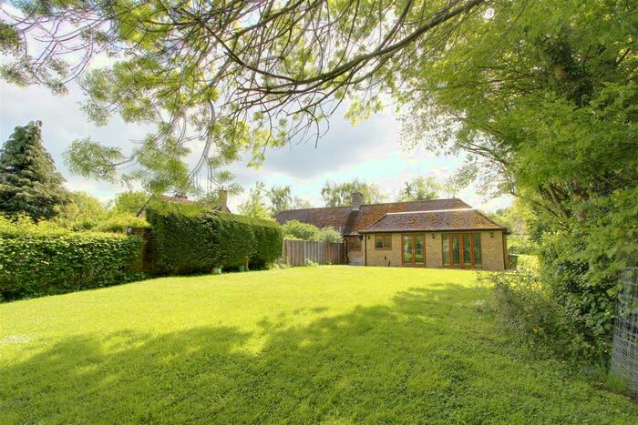 2 Bedroom Semi-Detached House To Rent In Drayton Beauchamp, Aylesbury, HP22