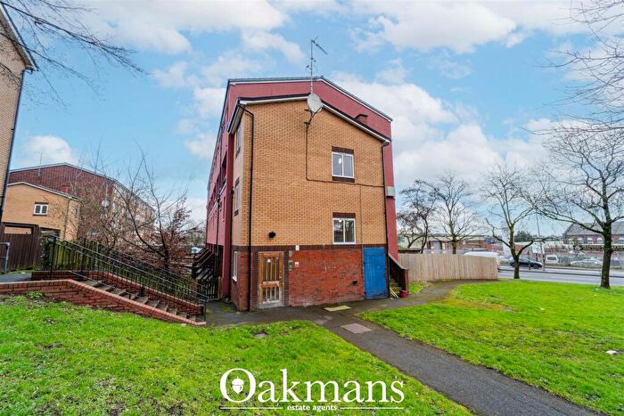 3 Bedroom Apartment For Sale In Oakfield Close, Smethwick, West Midlands, B66
