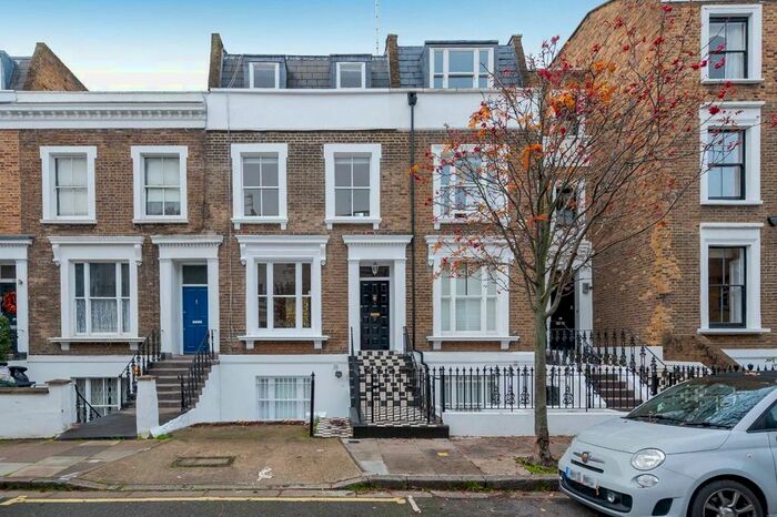 5 Bedroom Property To Rent In Britannia Road, London, SW6