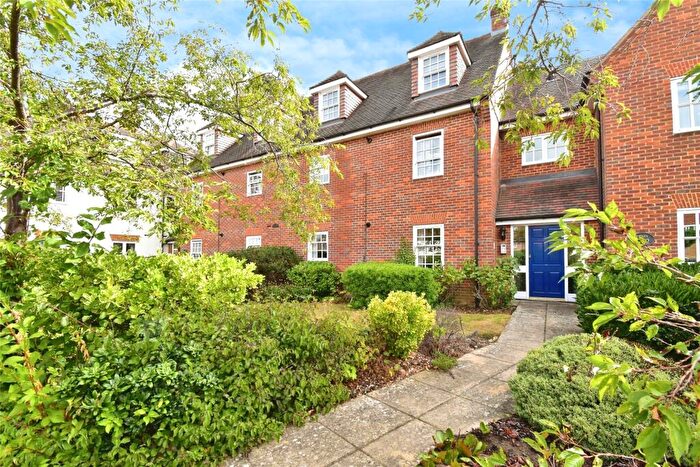 2 Bedroom Apartment For Sale In Greyhound Lane, Winslow, MK18