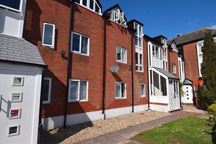 2 Bedroom Flat For Sale In St Marys Court, Bridgwater, Somerset, TA6