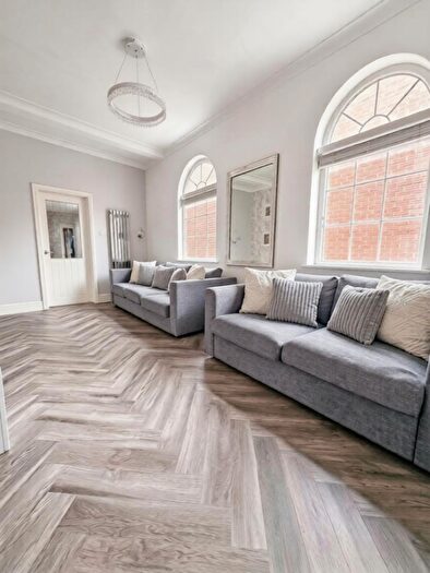 3 Bedroom End Of Terrace House For Sale In Wetherby Road, Tadcaster, LS24