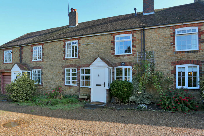 3 Bedroom Terraced House To Rent In Post Office Row, Limpsfield Chart, Oxted, Surrey, RH8