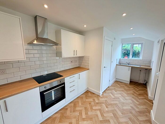3 Bedroom Terraced House To Rent In Miskin Street, Treherbert, CF42