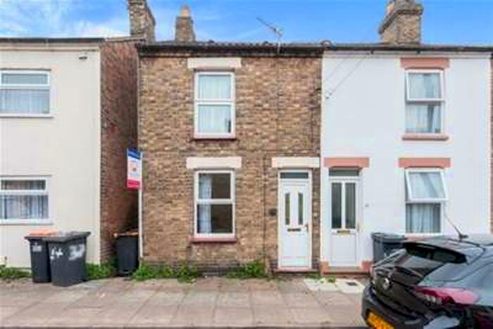 3 Bedroom House To Rent In Althorpe Street, MK42