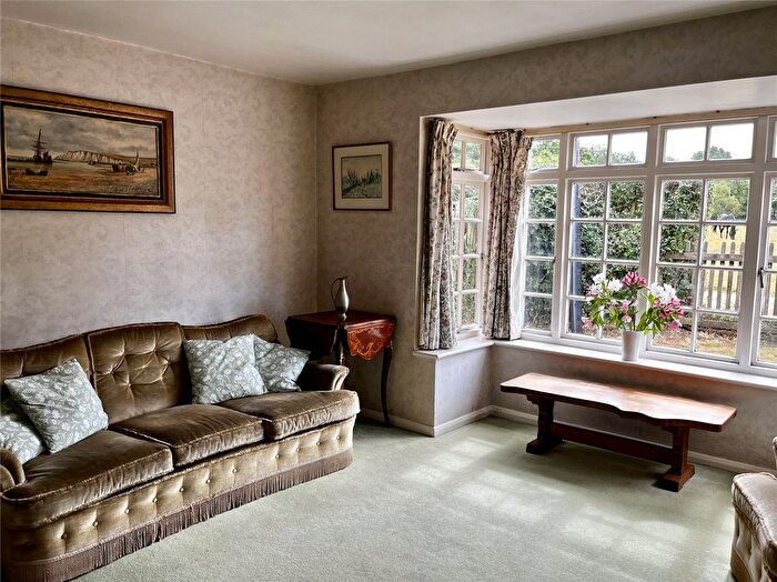 4 Bedroom Detached House For Sale In Canterton Lane, Brook, Lyndhurst, Hampshire, SO43