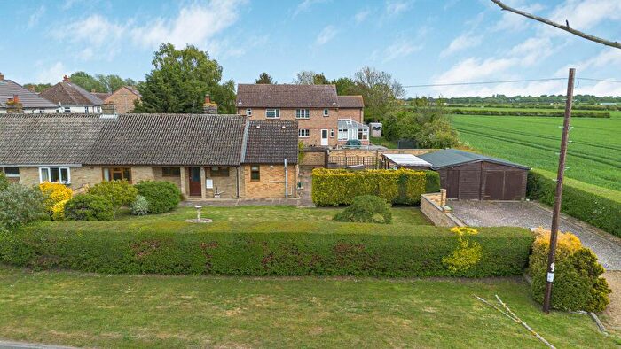 2 Bedroom Semi-Detached Bungalow For Sale In Pear Tree Close, Fenstanton, Cambridgeshire., PE28