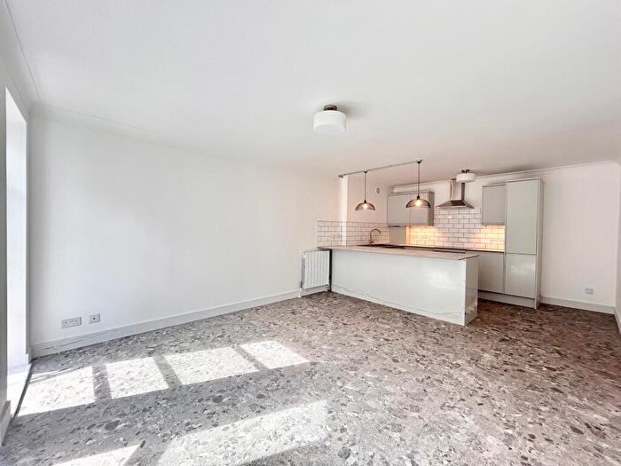 2 Bedroom Apartment To Rent In St Annes Court, Burlington Street, Brighton, BN2