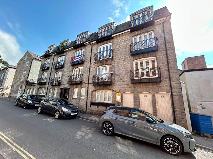 1 Bedroom Studio For Sale In Flat Wykes Gate, Downes Street, Bridport, Dorset, DT6