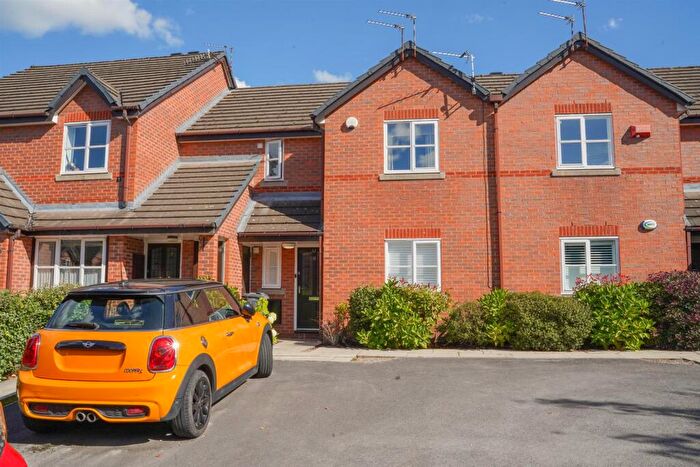 2 Bedroom Apartment For Sale In Anchorside Close, Chorlton, M21