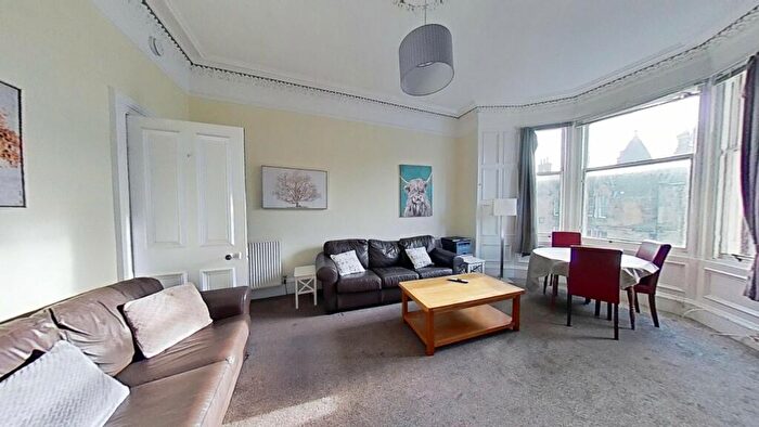 2 Bedroom Flat To Rent In Roseneath Street, Edinburgh, EH9