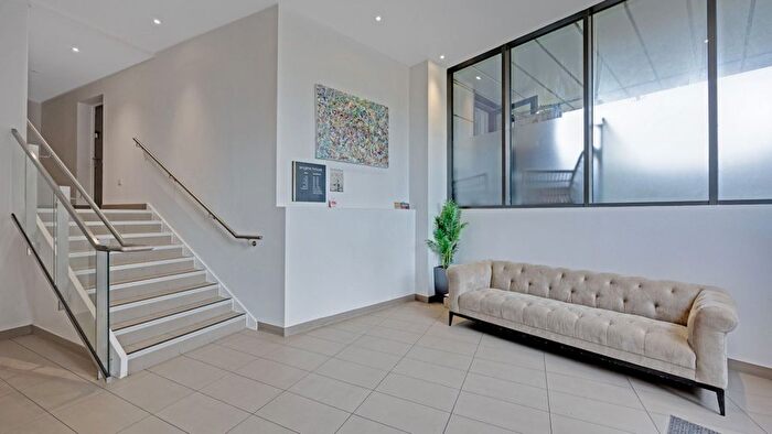 2 Bedroom Flat For Sale In Engine House, E14