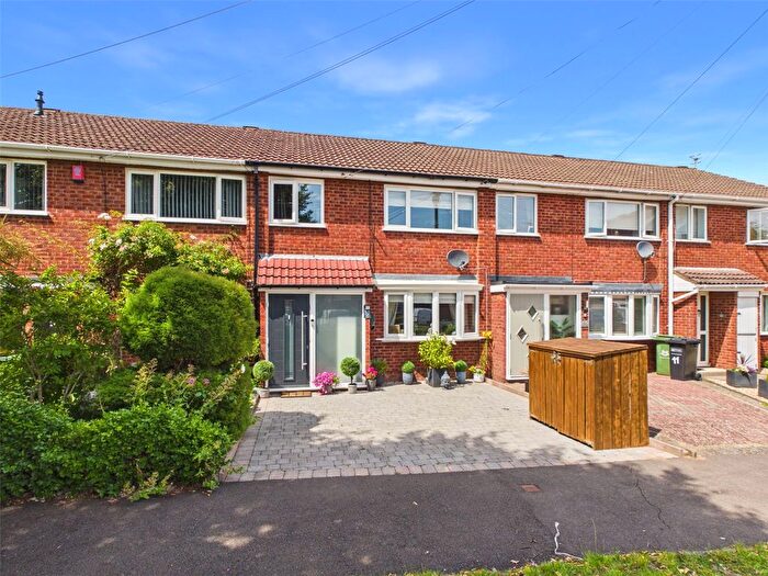 3 Bedroom Terraced House For Sale In Oriel Close, Worcester, Worcestershire, WR4