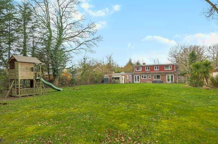 4 Bedroom Detached House For Sale In Durfold Wood, Plaistow, RH14