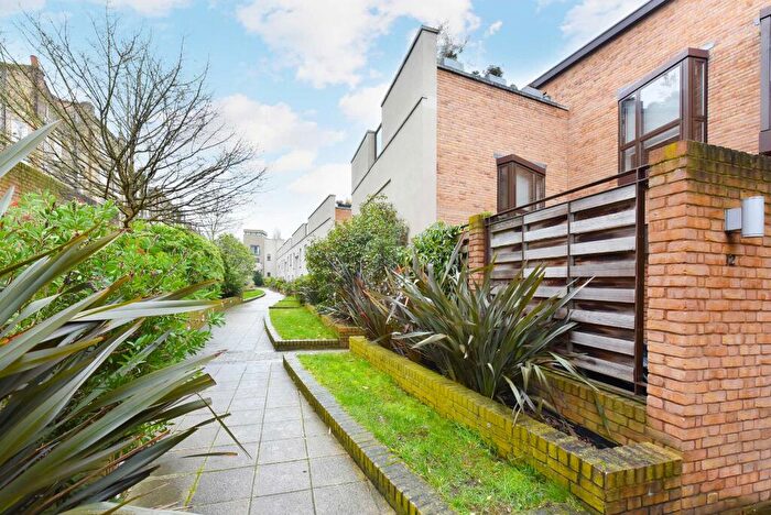 4 Bedroom House For Sale In Collection Place, Boundary Road, London, NW8