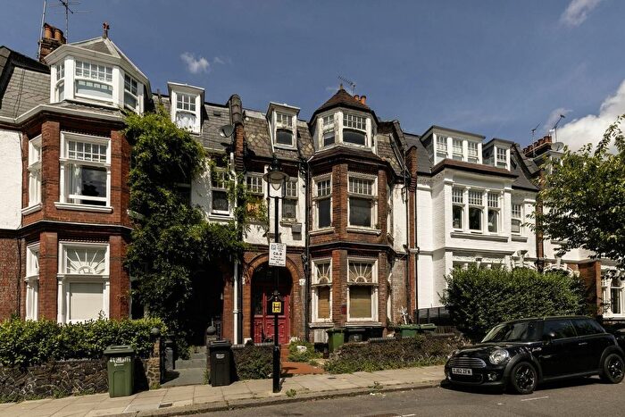 Studio To Rent In Howitt Road, Belsize Park, NW3