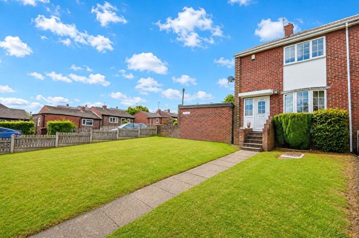 2 Bedroom End Of Terrace House For Sale In Queensway, Normanton, WF6
