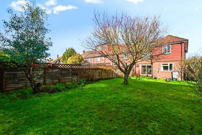 3 Bedroom End Terrace House For Sale In Laleham, Surrey, TW18