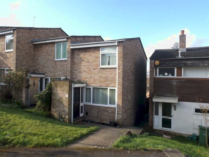 2 Bedroom House To Rent In Turner Close, Oxford, OX4