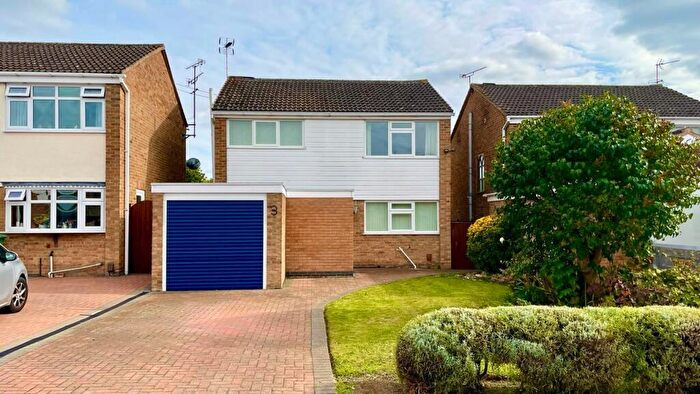 3 Bedroom Detached House For Sale In Dorchester Close, Wigston, LE18