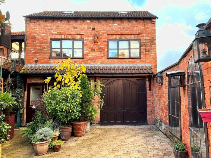 1 Bedroom Coach House To Rent In High Street, Barrow Upon Soar, Leicestershire, LE12