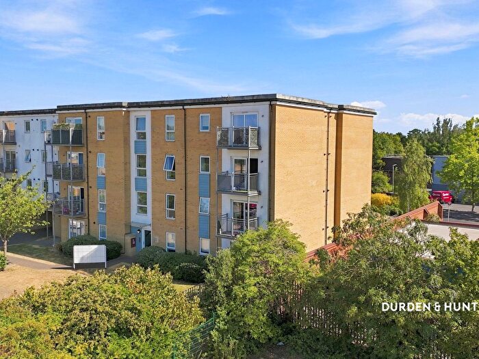 2 Bedroom Flat For Sale In Millfield Close, Whitaker Court, RM11