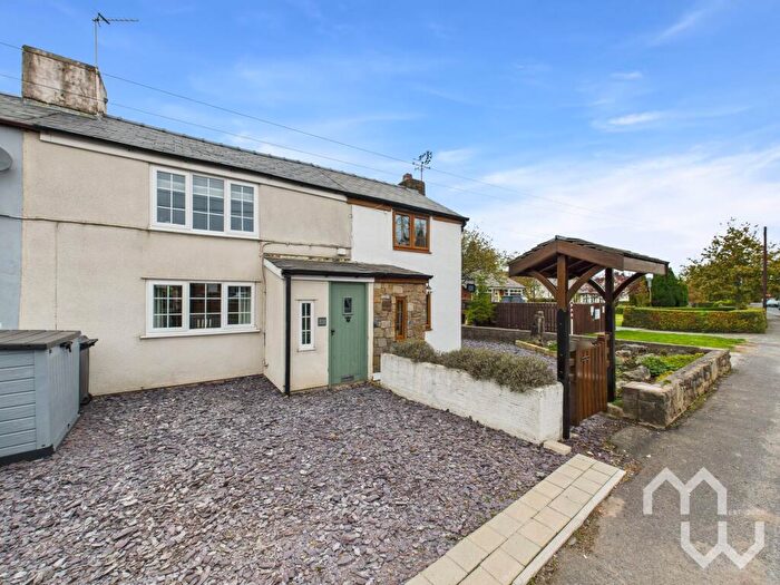 2 Bedroom Cottage For Sale In Chain House Lane, Whitestake, PR4