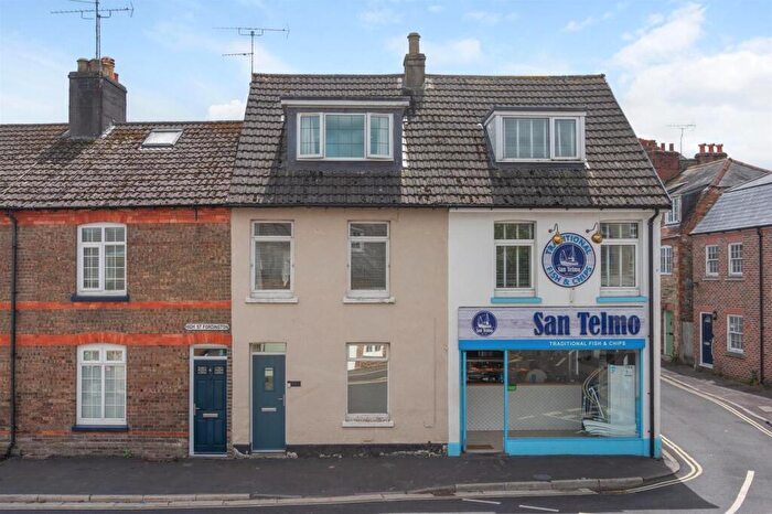 3 Bedroom Terraced House For Sale In High Street, Fordington, Dorchester, DT1
